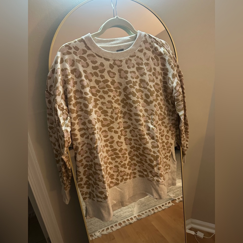Aerie Tan Leopard Print Women's Sweatshirt